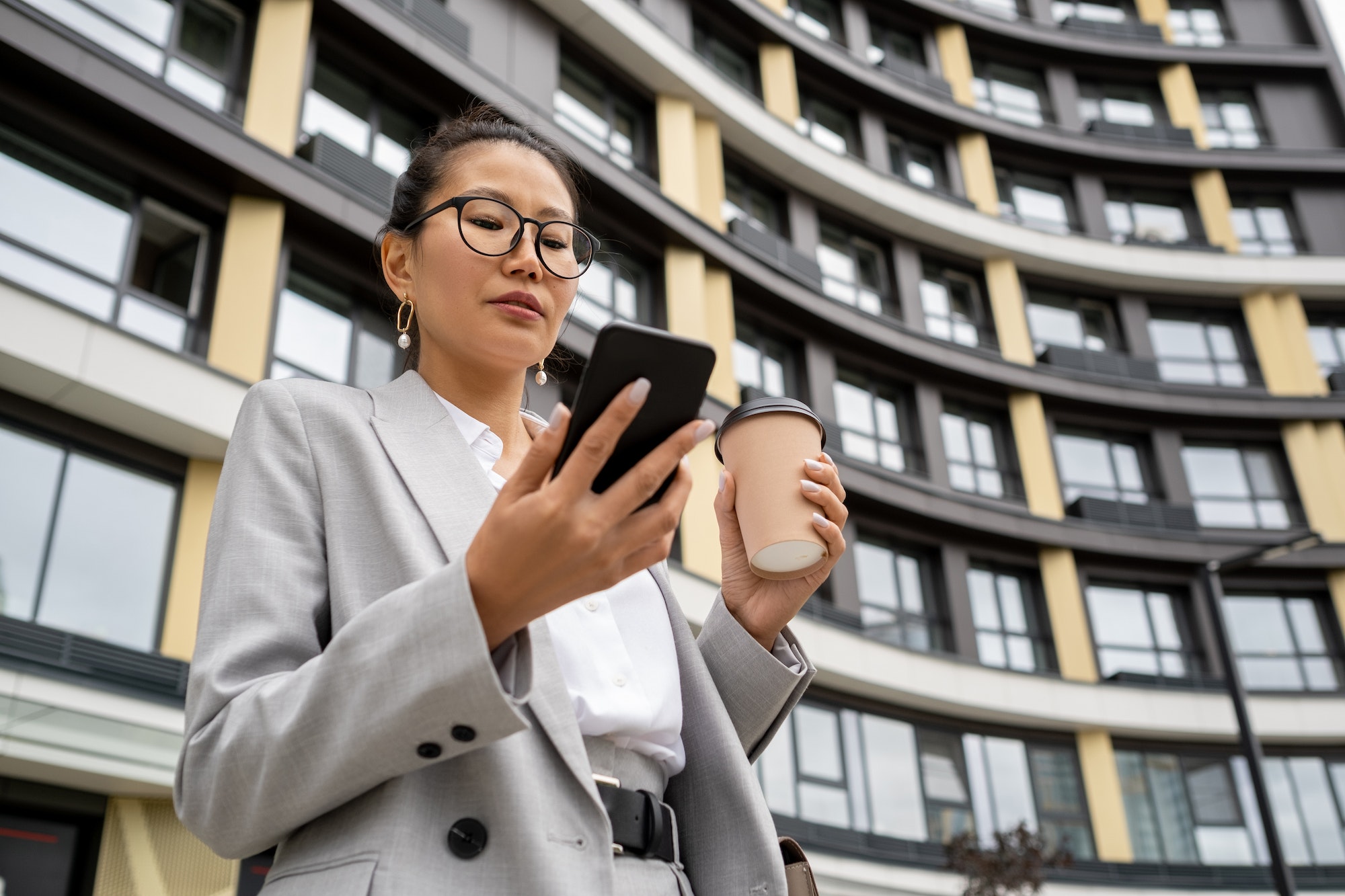 Why using social media as a real estate agent ?